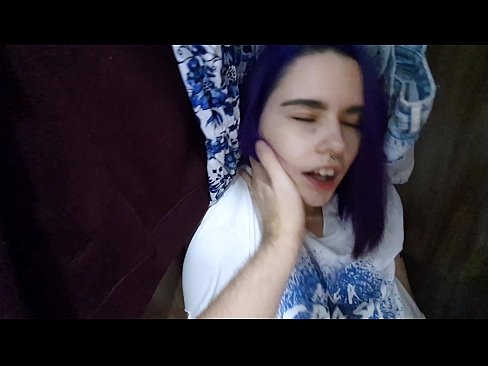 ❤️ Vaig trobar la meva germana a l'armari i la vaig ajudar a correr-se ❤️❌ Putes a nosaltres ❤